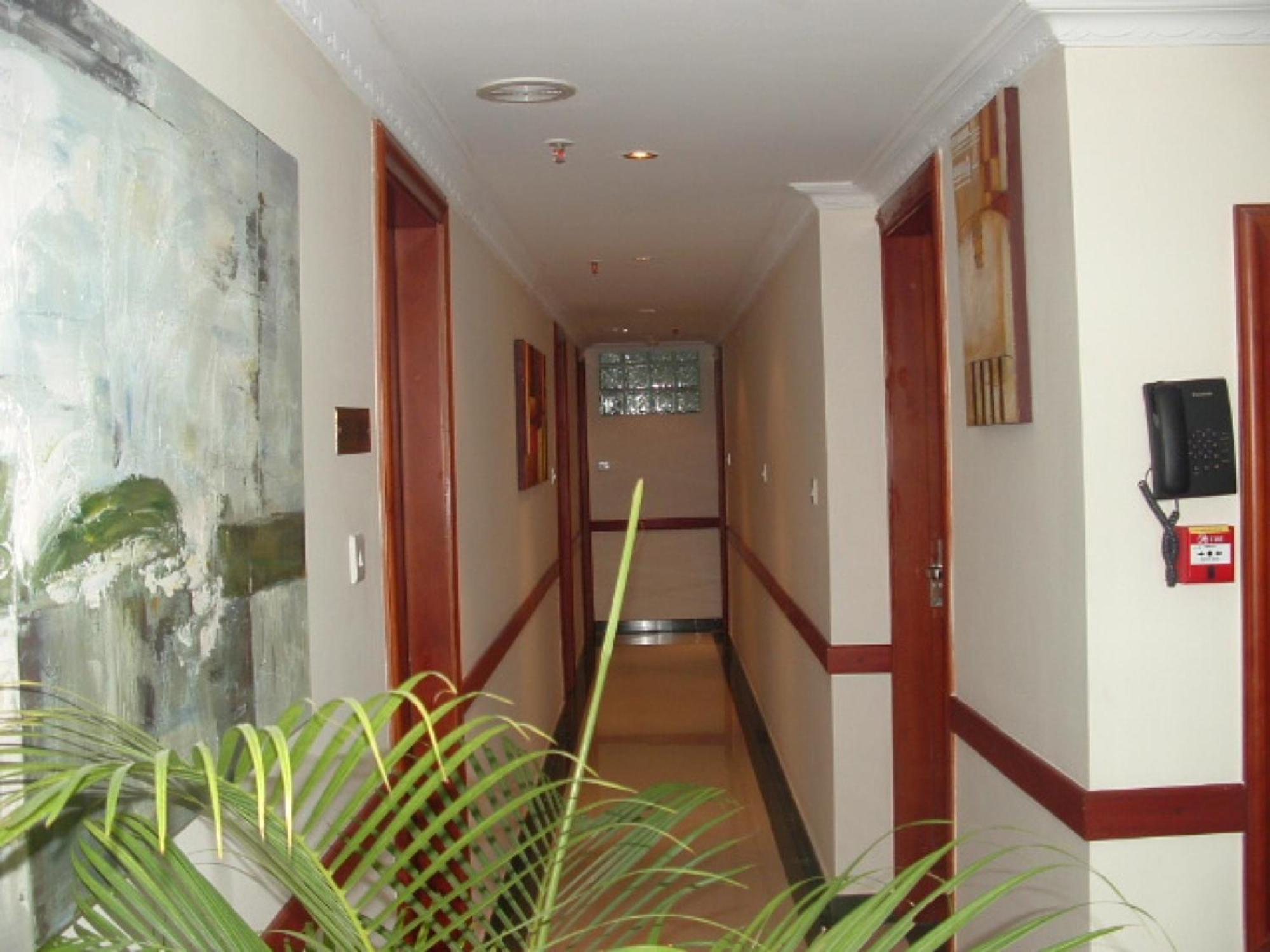 Hotel Nikko Towers Dar es Salaam Exterior photo